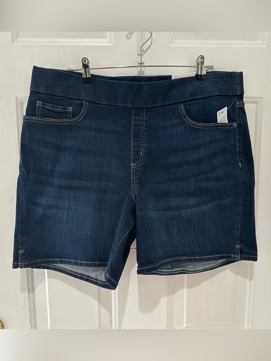 Liz Claiborne Pants - Dark Blue Denim Women’s Shorts by Liz Claiborne 18 Misses NWT